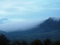 Burg Teck im Nebel